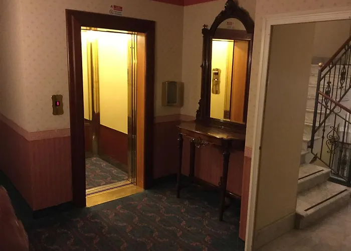 Residenza D'epoca מלון בנטיבוליו